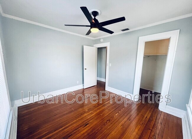 Building Photo - 1214 3rd St N