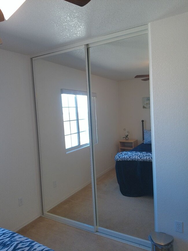 Building Photo - Winter Rental