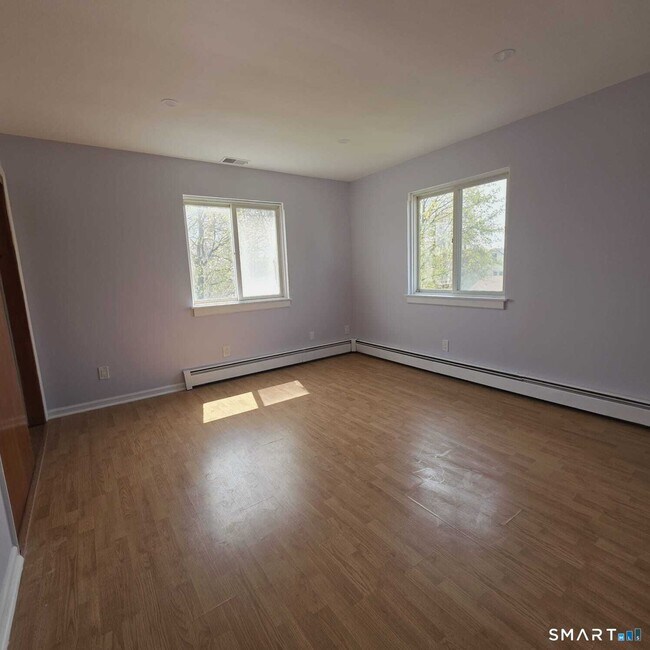 Building Photo - 124 Geddes Terrace