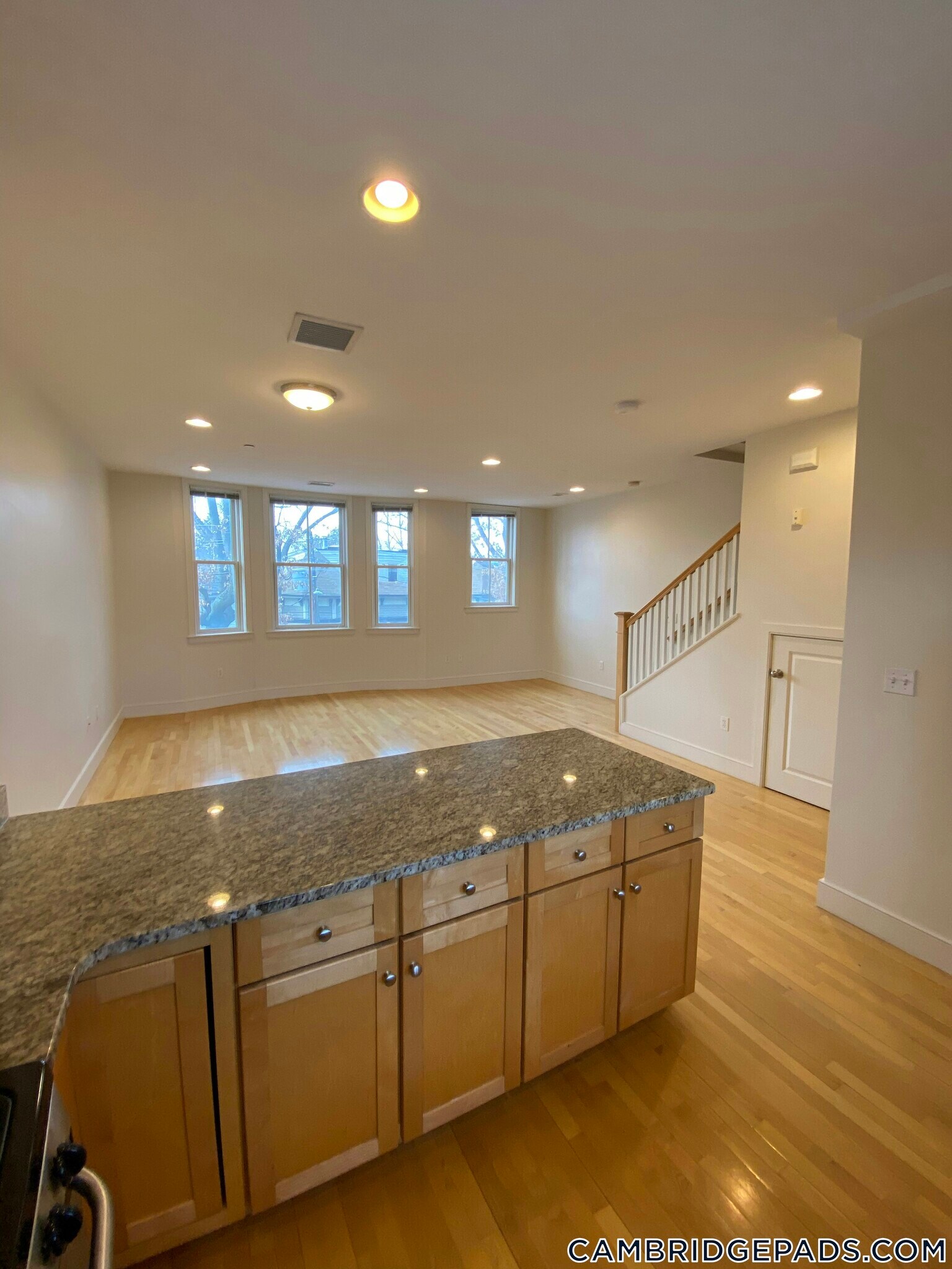 Building Photo - 110 Second St