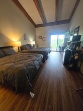 Building Photo - Cedar Lodge-310