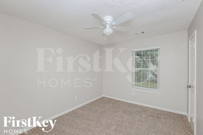 Building Photo - 4402 Santa Fe Ln