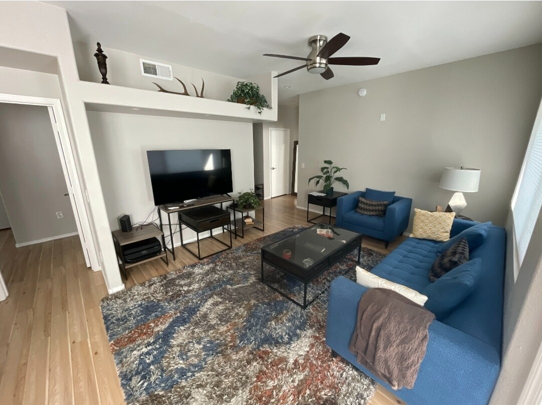 Building Photo - 3302 N 7th St