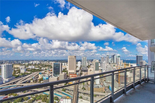 Building Photo - 90 SW 3rd St