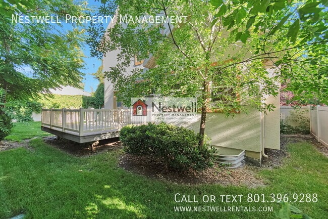 Building Photo - 1327 Urbandale Ln