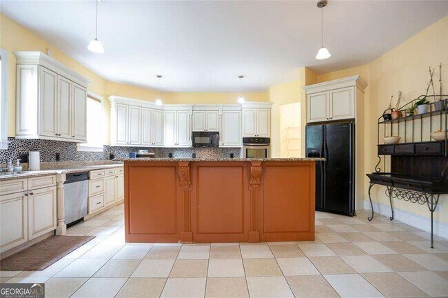 Building Photo - 4370 Danforth Rd SW