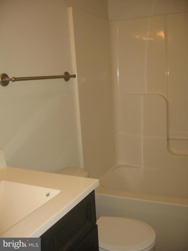 Building Photo - 11 Swearingen Way