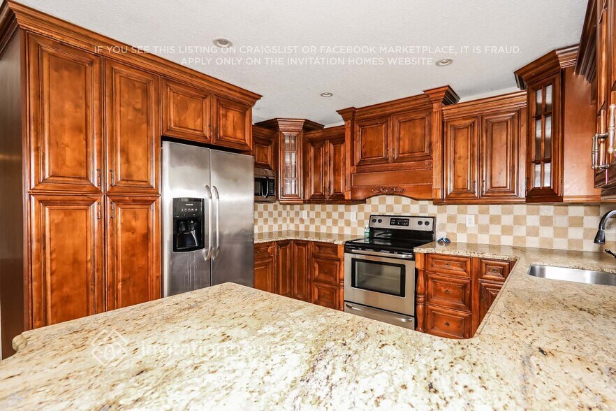 Building Photo - 15510 SW 143rd Terrace