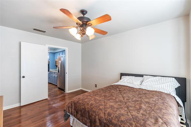 Building Photo - 857 Chaucer Dr