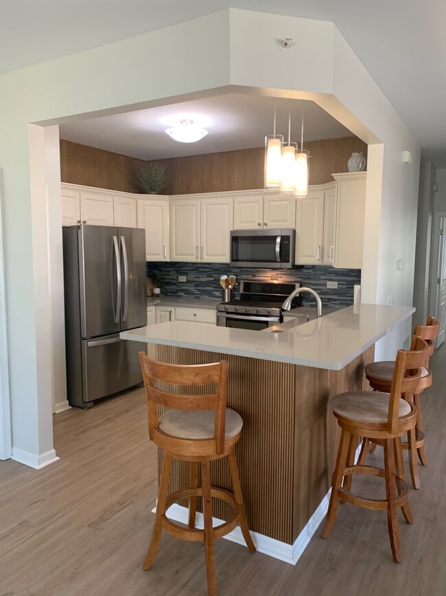 Building Photo - 13585 Yellow Pine Dr