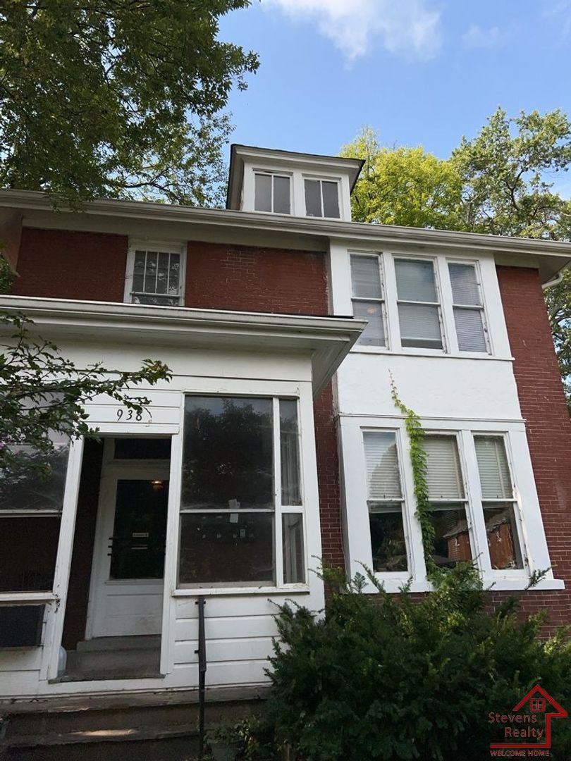 Building Photo - 938 Fort Wood St