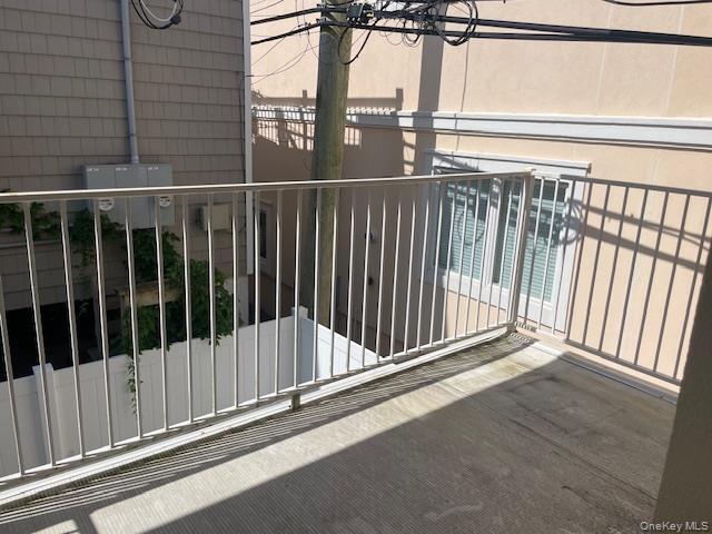 Building Photo - 19 Kentucky St