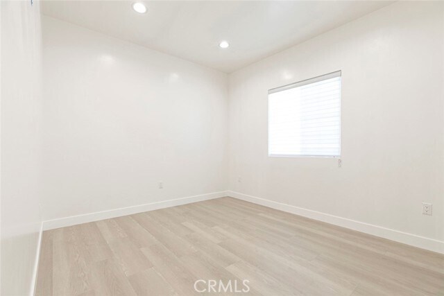 Building Photo - 11325 Collett Ave