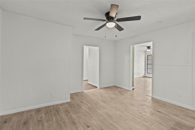 Building Photo - 2811 Morningside Ln