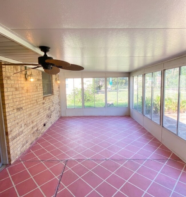 Building Photo - AVAILABLE NOW; APPLY AT OUR WEBSITE TODAY!!