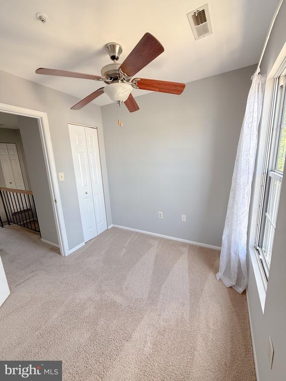 Building Photo - 9424 Sea Breeze Ct