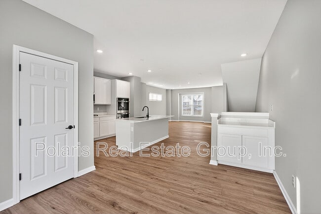 Building Photo - 4390 Douro Trl