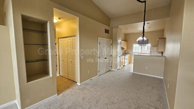 Building Photo - 4024 S Carson St