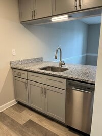 Building Photo - 585 Star Light Dr