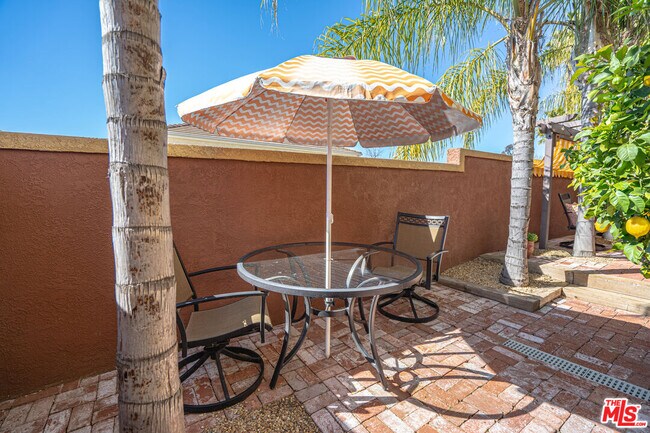 Building Photo - 27887 Skycrest Cir Dr