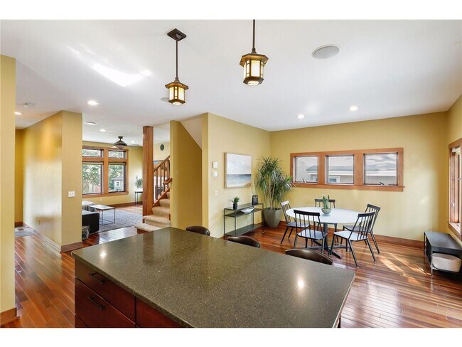 Building Photo - 2313 Cole Ave SE