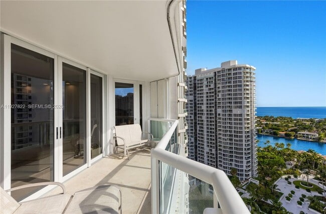 Building Photo - 21055 Yacht Club Dr