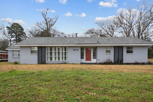 Primary Photo - 3114 Timberlane Dr