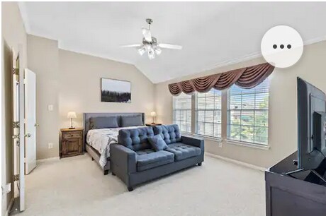 3rd flr master bed w/ furniture - 1426 Crocker St