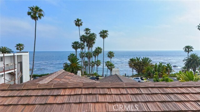 Building Photo - 360 Cliff Dr