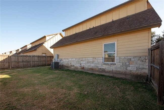 Building Photo - 3361 Keefer Loop