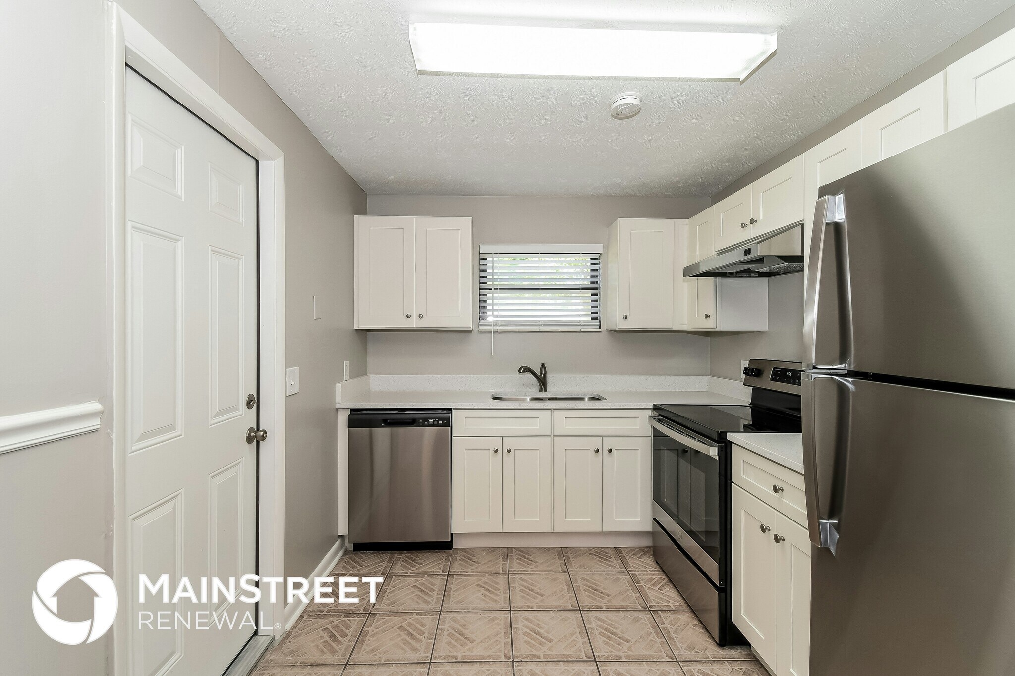 Building Photo - 352 Aries Dr