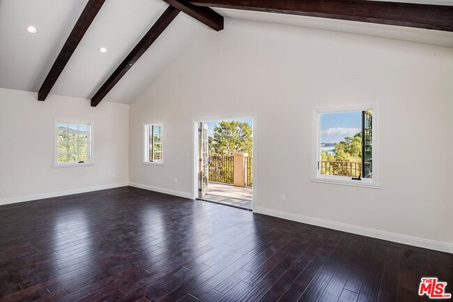 Building Photo - 17390 Tramonto Dr