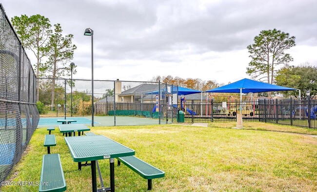 Building Photo - 12004 W Liberty Lake Dr