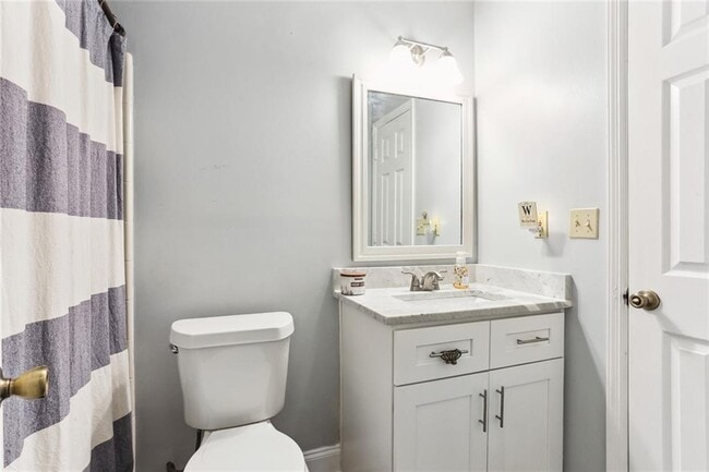 Building Photo - 914 Wentworth Ct