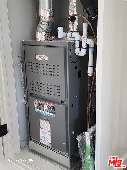 Building Photo - 15624 Gaymont Dr