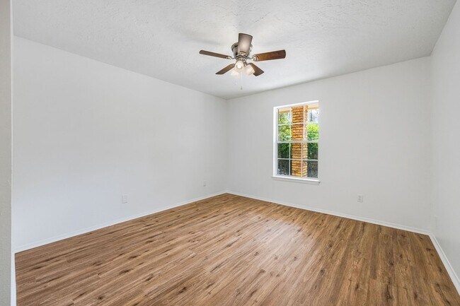 Building Photo - 3224 Timmons Ln