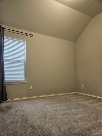 Building Photo - 312 Portland Ct