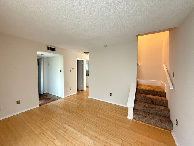 Building Photo - 4520 Depew Ave