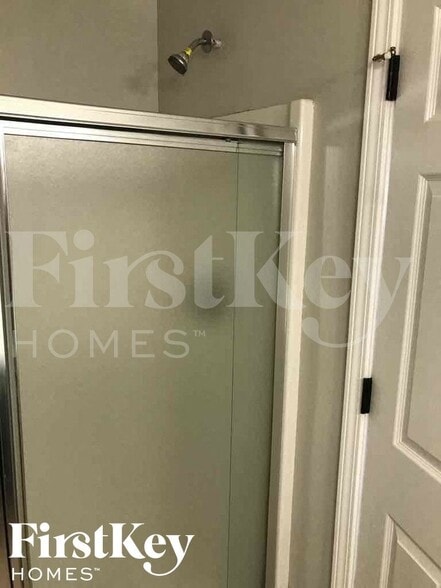 Building Photo - 1293 River Ridge Dr