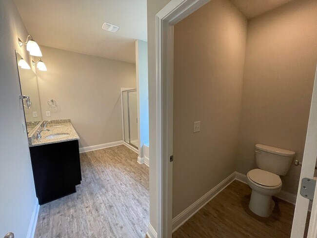 Building Photo - 31689 Kestrel Loop