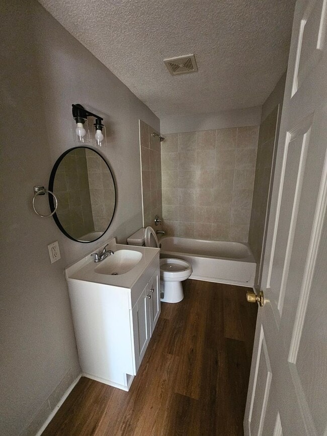 Building Photo - Move-In Ready 4BR Home in Rapidly Growing ...
