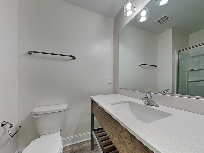 Building Photo - 2395 Eagle Creek Ct