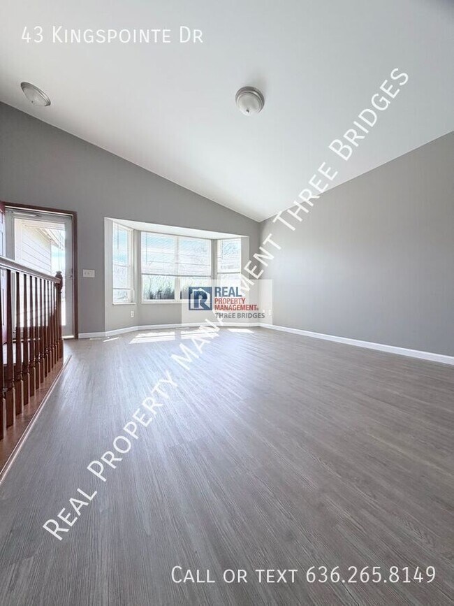 Building Photo - 43 Kingspointe Dr