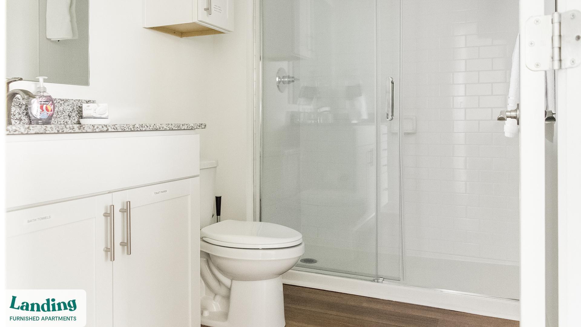 Building Photo - 901 Kelly Green Ln