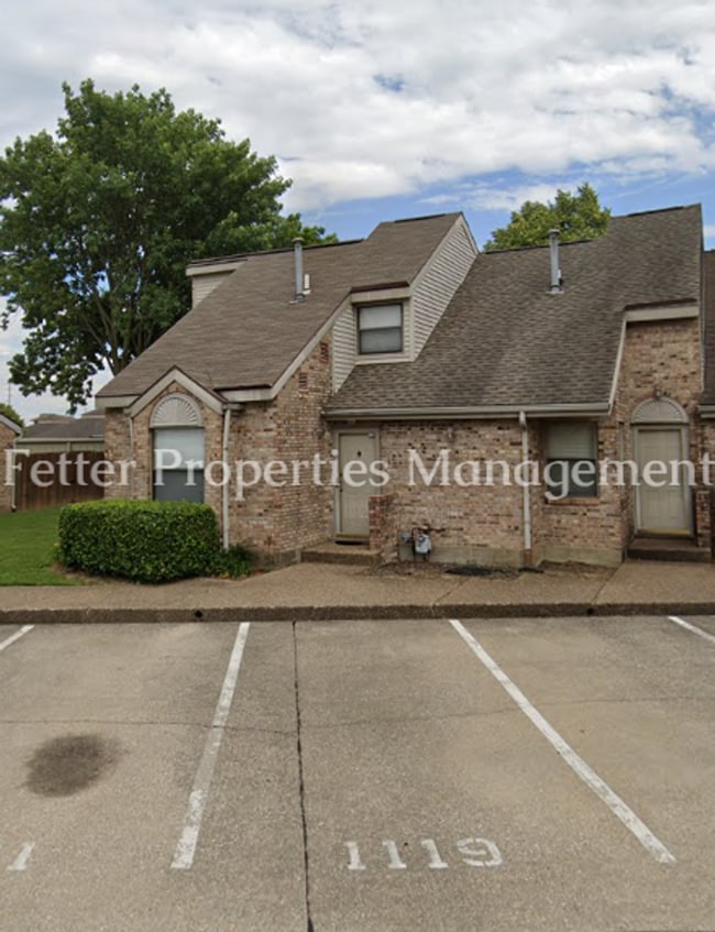 Building Photo - Eastside Evansville Condo!!!