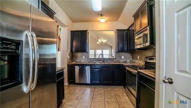 Building Photo - 6604 Katy Creek Ln