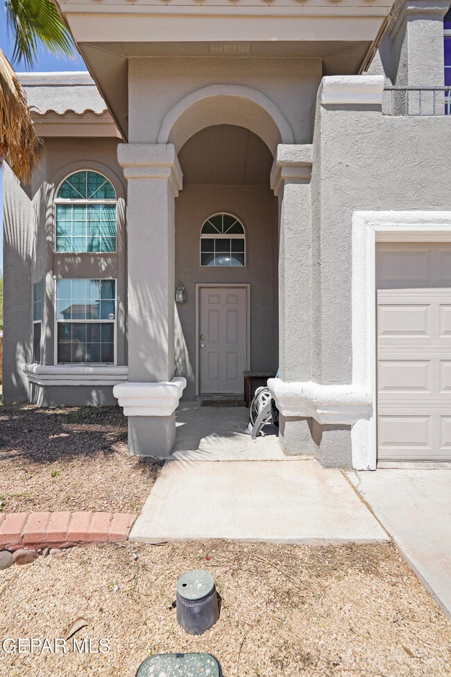 Building Photo - 10799 Walden Pond St