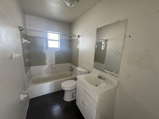 Building Photo - 505 Kilgore St