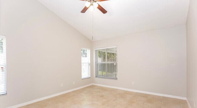 Building Photo - 1505 Scotch Pine Dr