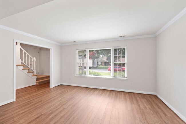 Building Photo - 1768 Olympic Dr